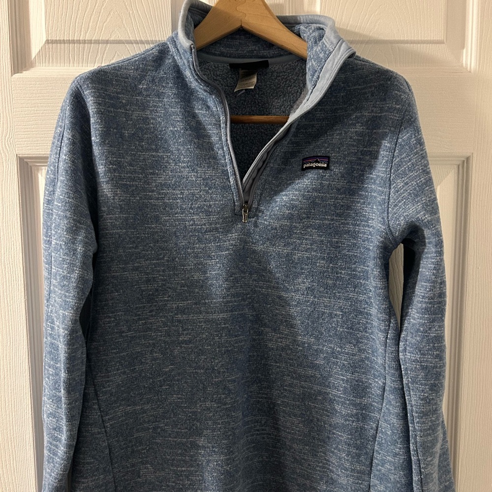 Women’s large Patagonia blue quarters zip